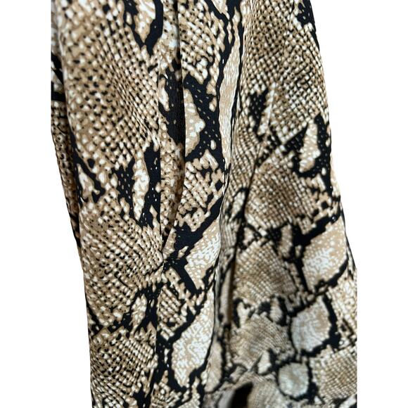 vestique women python wide shorts plaid cream brown sz medium button front - Picture 7 of 11